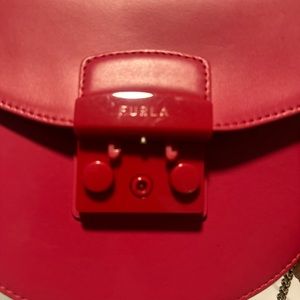 FURLA red purse with gold chain